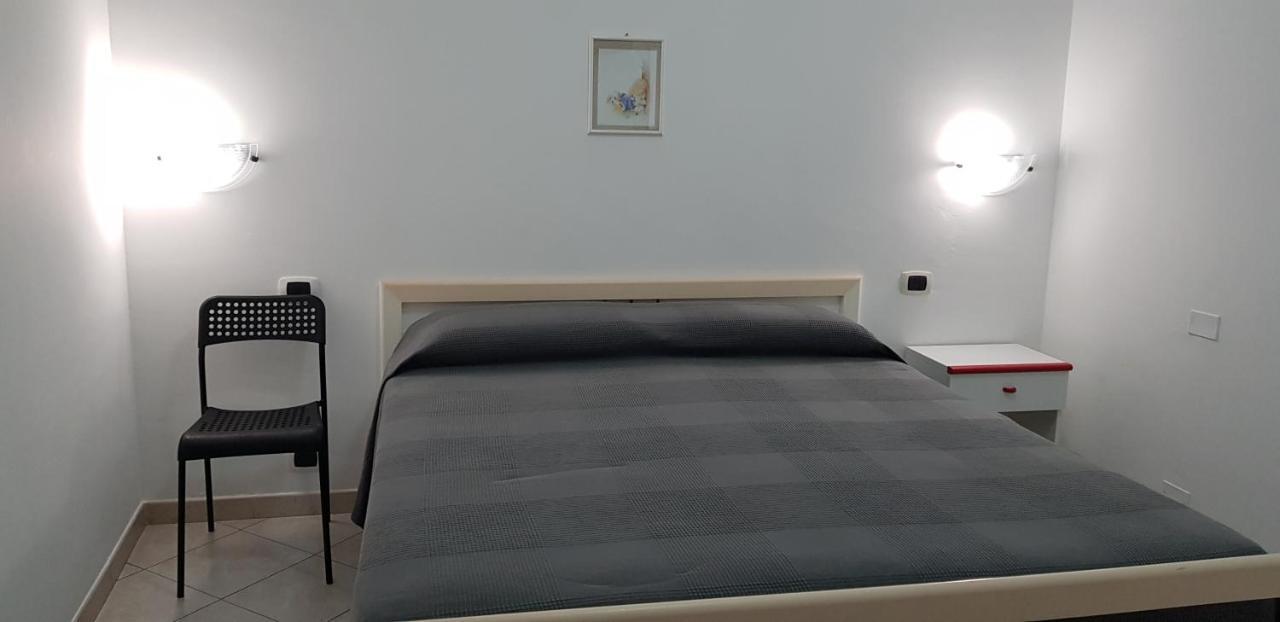 Holiday B&B Vico Del Gargano Exterior foto